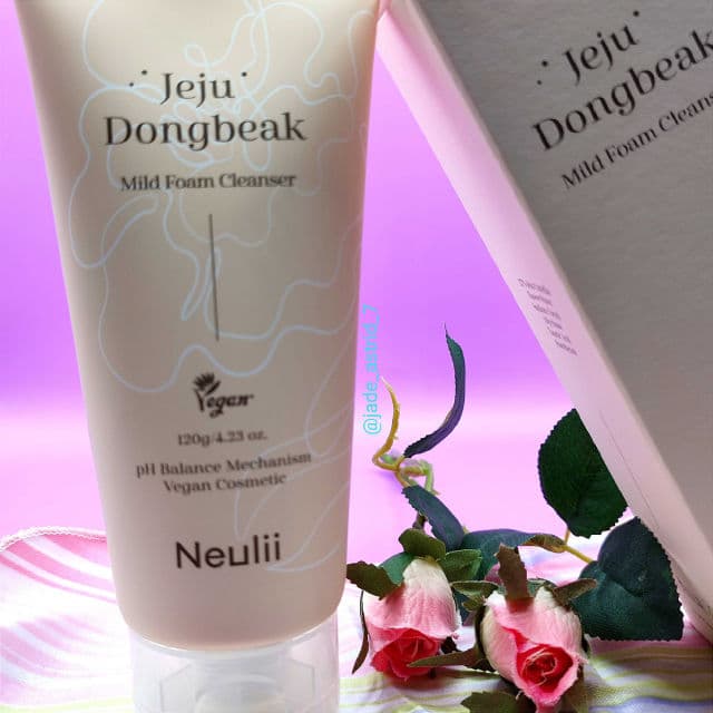 Neulii Jeju Dongbeak Mild Foam Cleanser review photo by JadeAstrid