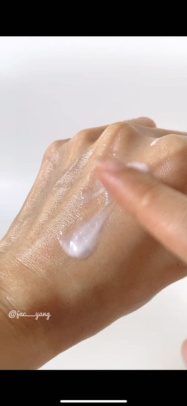 Sioris Cleanse Me Softly Milk Cleanser review photo by jacyang