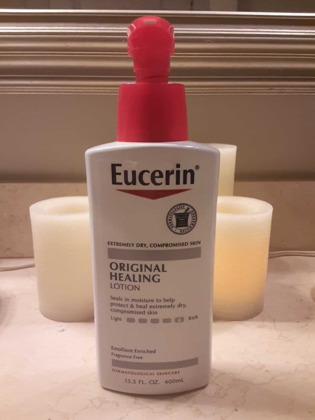 Eucerin Original Healing Lotion review photo by theskinilivein