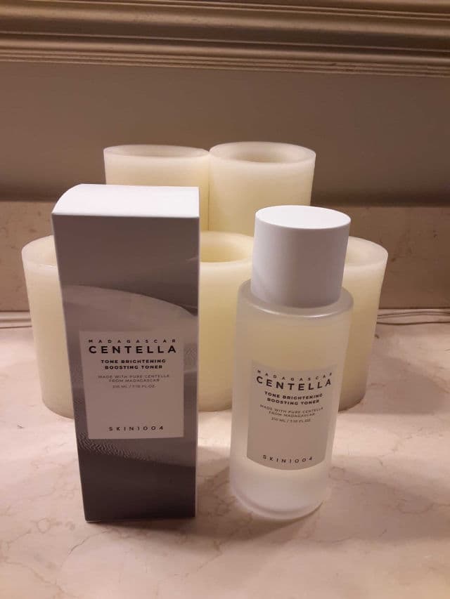 Madagascar Centella Tone Brightening Boosting Toner product review