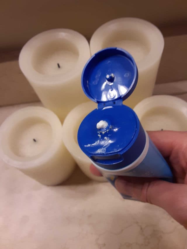Walgreens Sport Broad Spectrum SPF 50 Sunscreen UVA/UVB review photo by theskinilivein