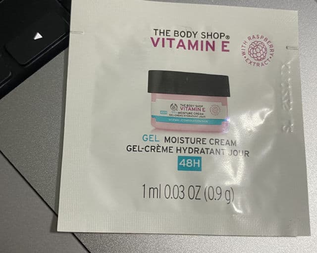 The Body Shop Vitamin E Gel Moisture Cream review photo by suyachim