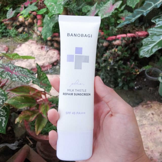 BANOBAGI Milk Thistle Repair Sunscreen SPF50+ PA++++ review photo by Aleehdvera