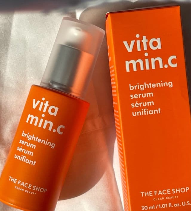 THE FACE SHOP Vitamin C Brightening Serum review photo by Arnaaz