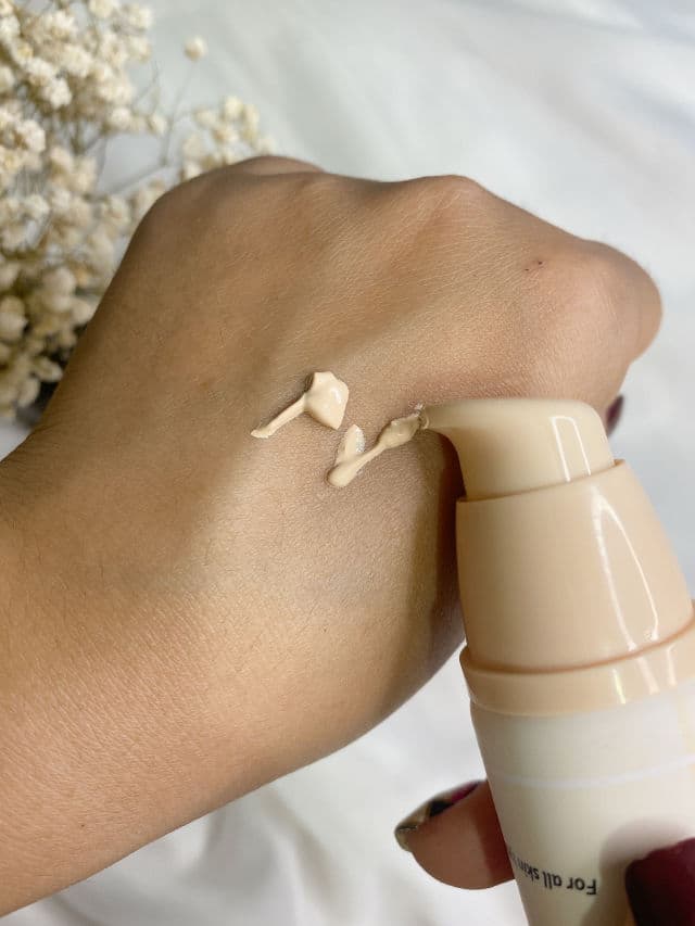 COSNORI Your Skin Dress Tone-Up Base SPF50+ PA++++ review photo by LizhReview
