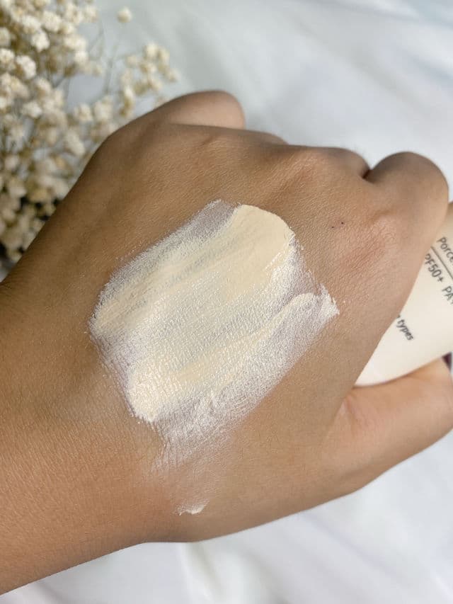 COSNORI Your Skin Dress Tone-Up Base SPF50+ PA++++ review photo by LizhReview