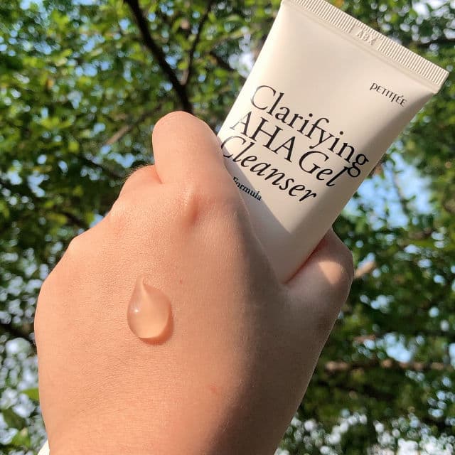Petitfee Clarifying AHA Gel Cleanser review photo by halleysburrow