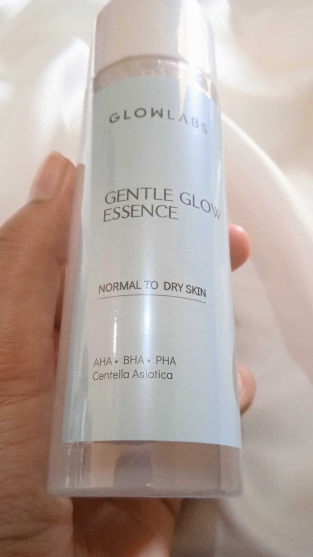 Glowlabs Gentle Glow Essence review photo by miazawa