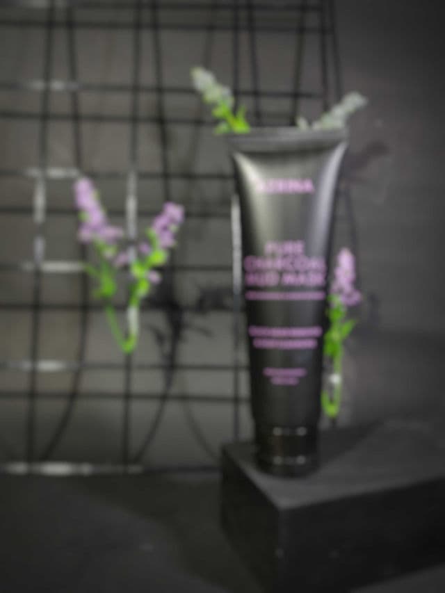 Azrina Pure Charcoal Mud Mask  review photo by OctaGaluh