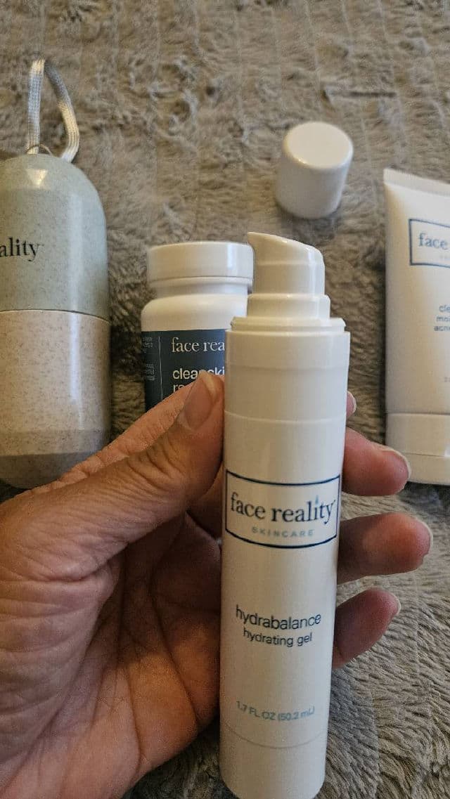 Face Reality Skincare Hydrabalance Hydrating Gel review photo by Carmen559c