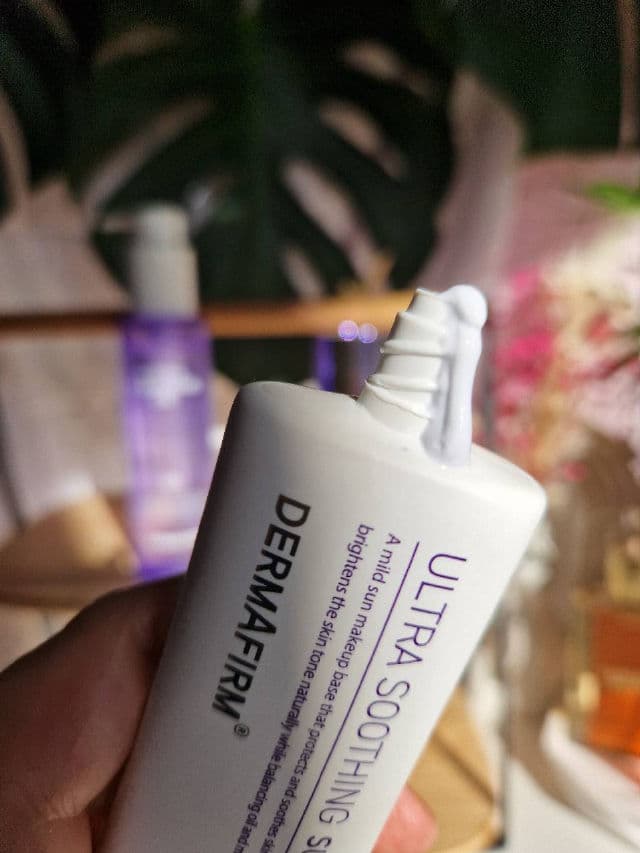 Dermafirm Ultra Soothing Sun Makeup Base R4 review photo by Lidia78