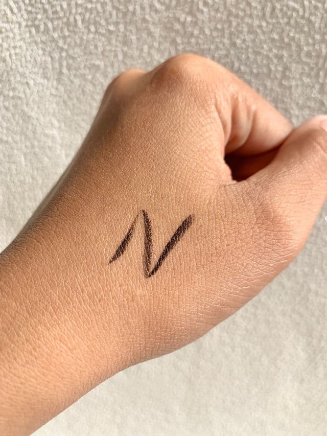 Barenbliss Better Than Magic Eyeliner review photo by Kalpika