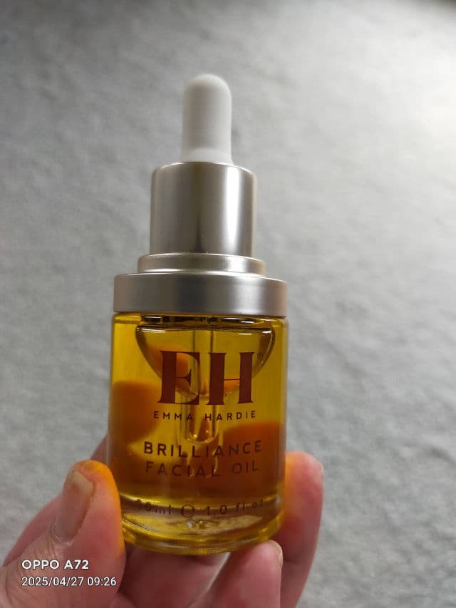 Emma Hardie Brilliance Facial Oil review photo by hankisabelle1
