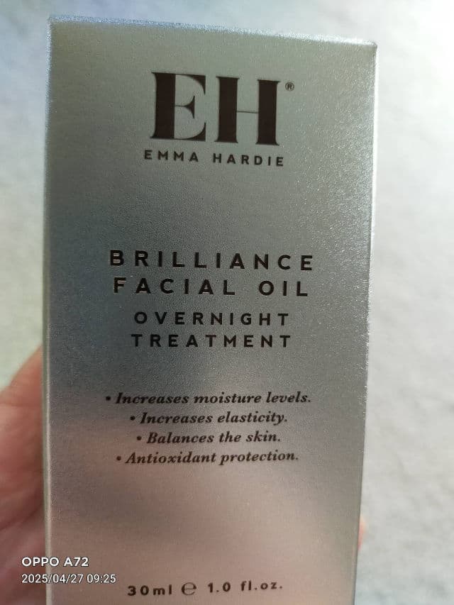 Emma Hardie Brilliance Facial Oil review photo by hankisabelle1