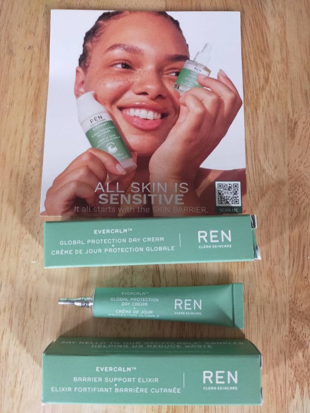 REN Clean Skincare Evercalm Global Protection Day Cream review photo by hankisabelle1