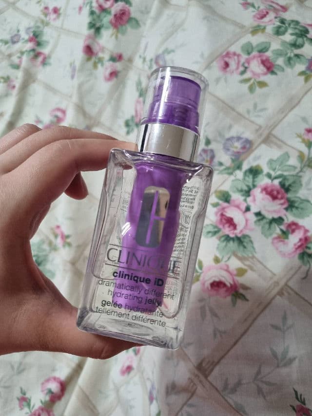 Clinique Dramatically Different Hydrating Jelly review photo by matromao