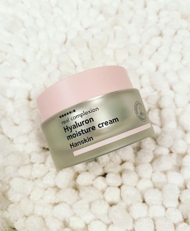 HANSKIN Real Complexion Hyaluron Moisture Cream review photo by cleahanchey