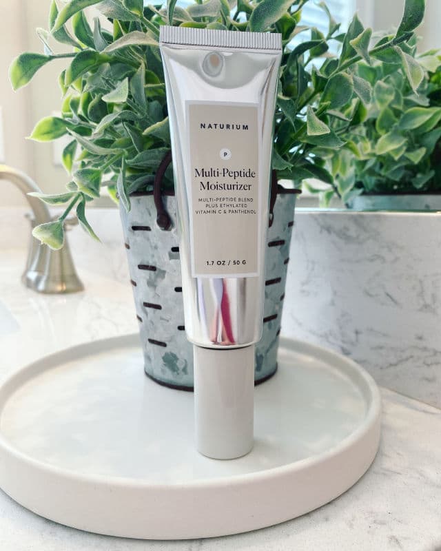 Naturium Multi-Peptide Moisturizer review photo by cleahanchey