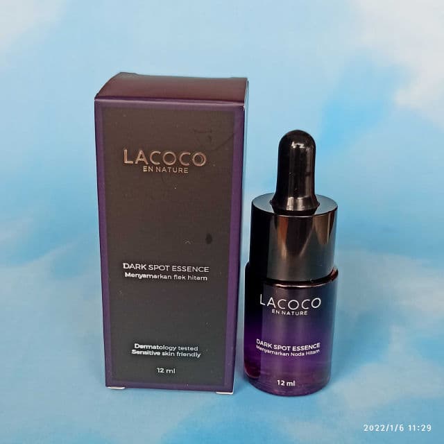 Lacoco en nature Darkspot Essence review photo by nitaboniet