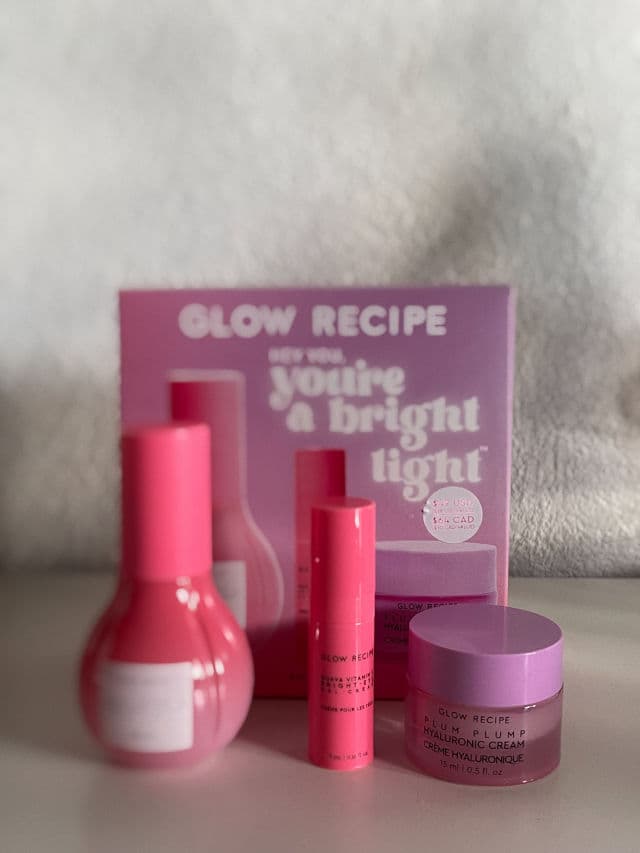 Glow Recipe Plum Plump Hyaluronic Cream review photo by alezamudioh