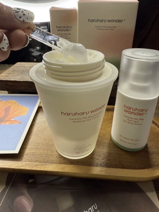 HaruHaru WONDER Centella 4% TXA Dark Spot Go Away Serum review photo by glamgal2