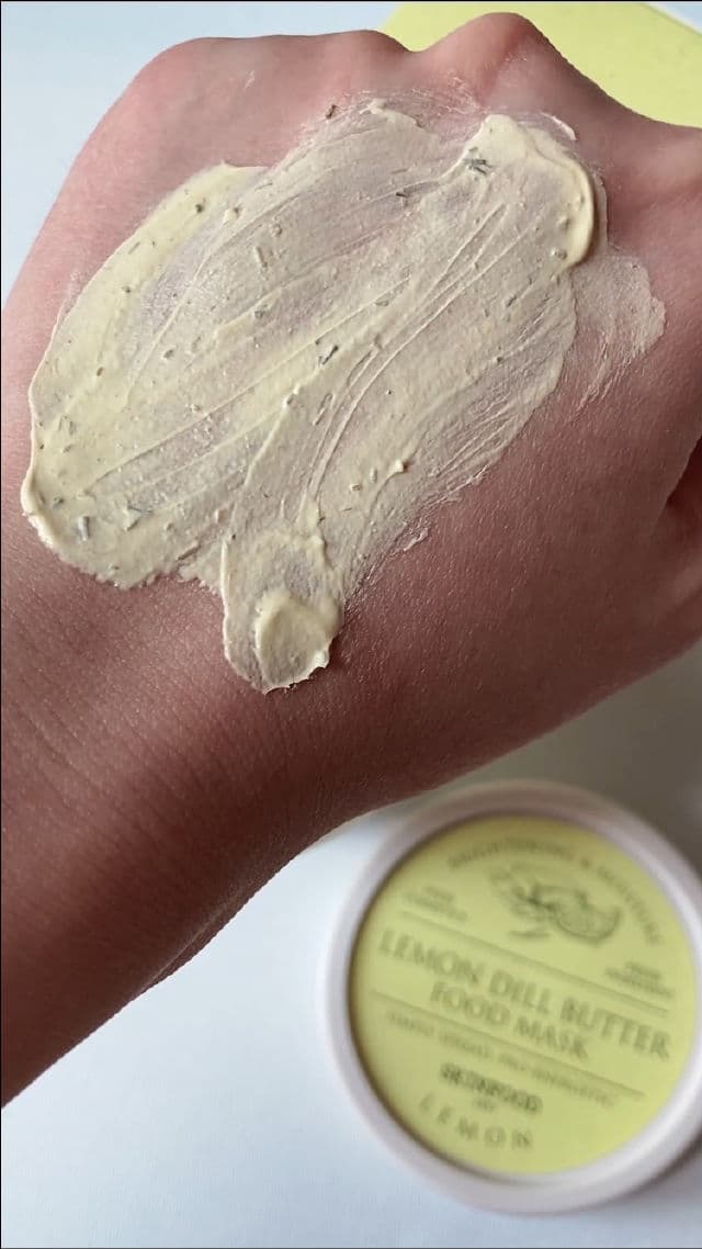 SKINFOOD Honey Sugar review photo by rennielelee