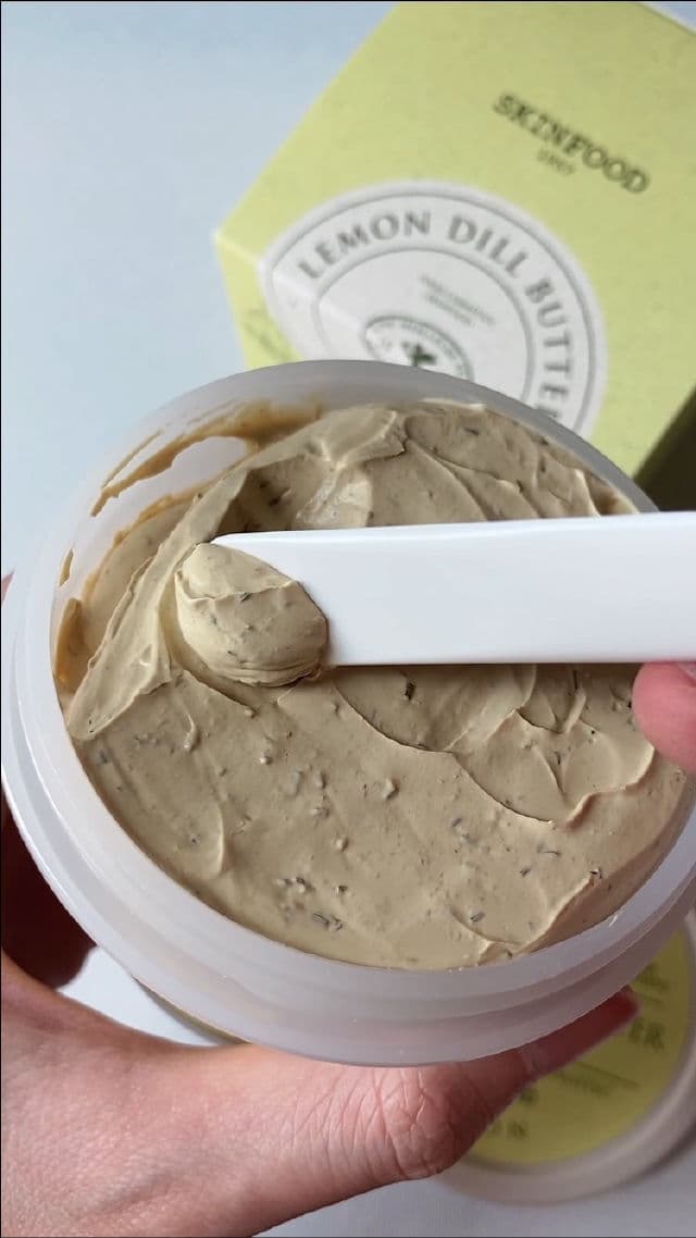 SKINFOOD Honey Sugar review photo by rennielelee