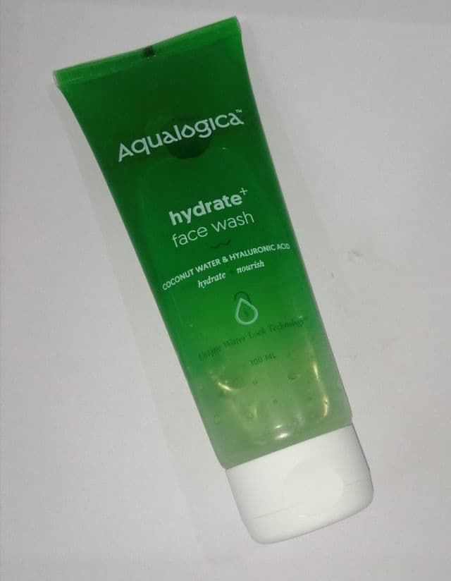 Aqualogica Hydrate+ Face Wash review photo by callistataylor