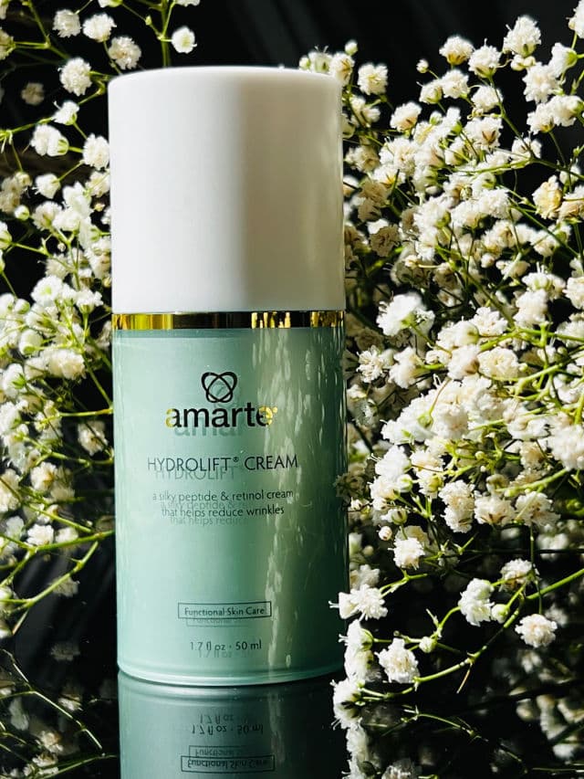 Amarte HydroLift Cream review photo by Binci