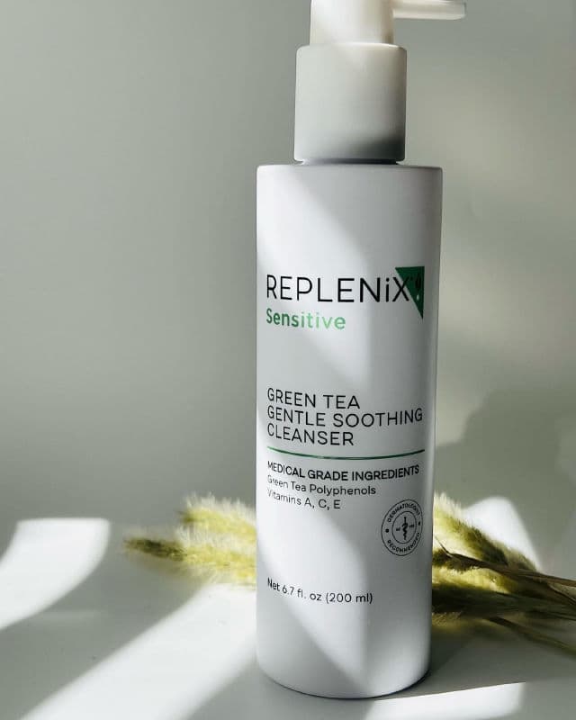 Replenix Anti-Aging Age Restore Brightening Moisturizer review photo by Binci