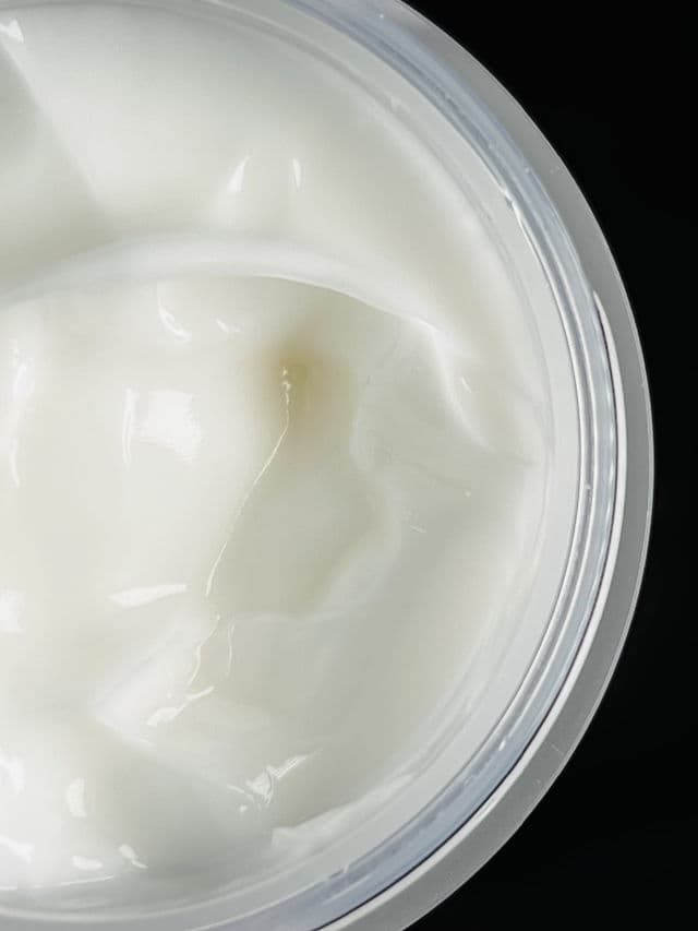 Trimay Gluta Niacinamide Bright Up Cream review photo by Binci