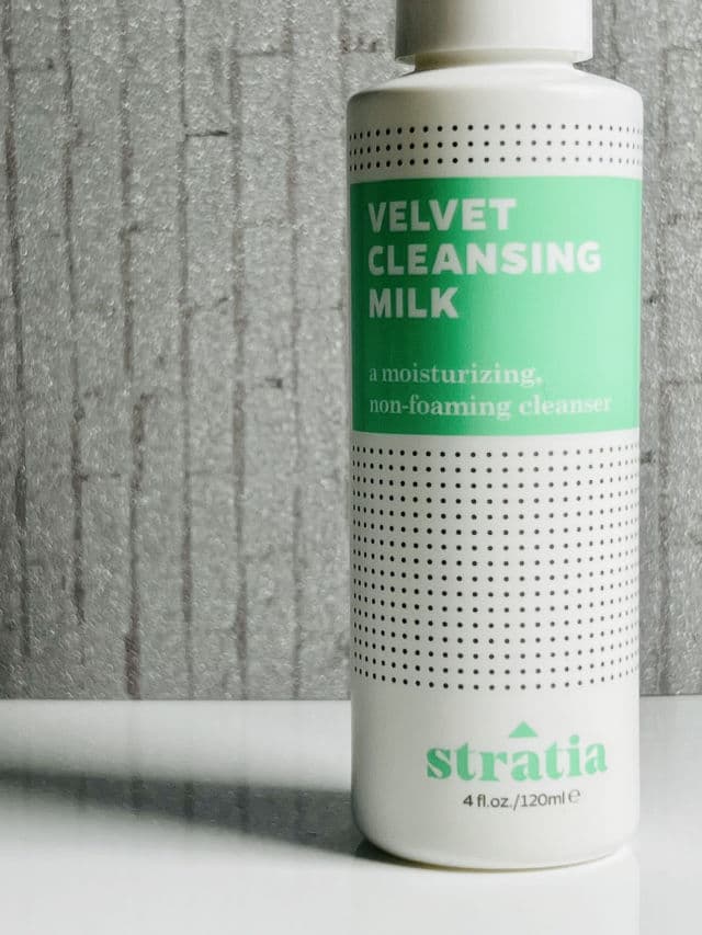 Stratia Velvet Cleansing Milk review photo by Binci