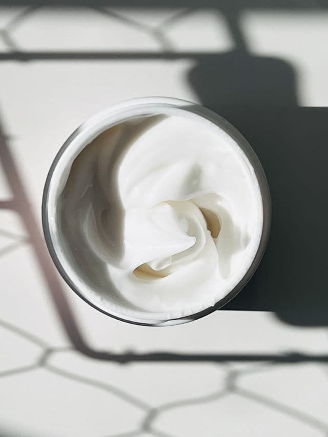 facetheory Regena-C Moisturiser M4 review photo by Binci