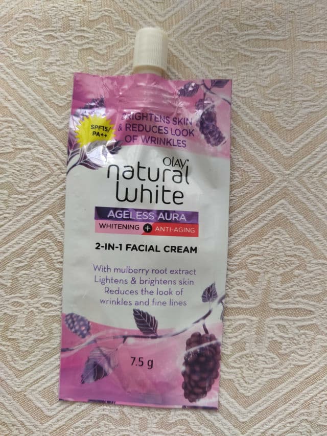 Olay Natural White Ageless Aura 2-in-1 Facial Cream review photo by Moony3