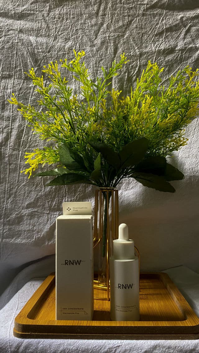 RNW DER. Concentrate Niacinamide Plus review photo by AnisaZulaika