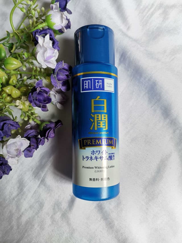 Hada Labo Shirojyun Premium Whitening Lotion Light review photo by glowlin