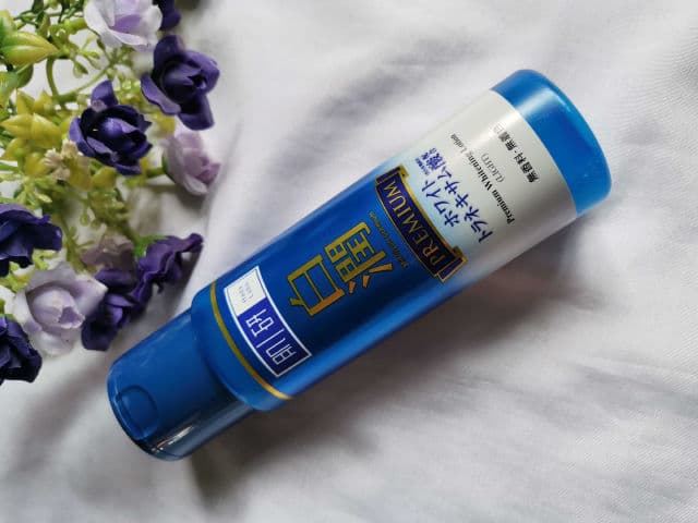 Hada Labo Shirojyun Premium Whitening Lotion Light review photo by glowlin