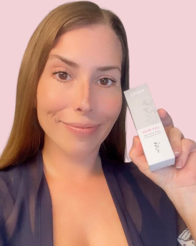 RAVIEL Tube Rose Cozy Perfume Hair & Body Mist Spray review photo by JenJen305