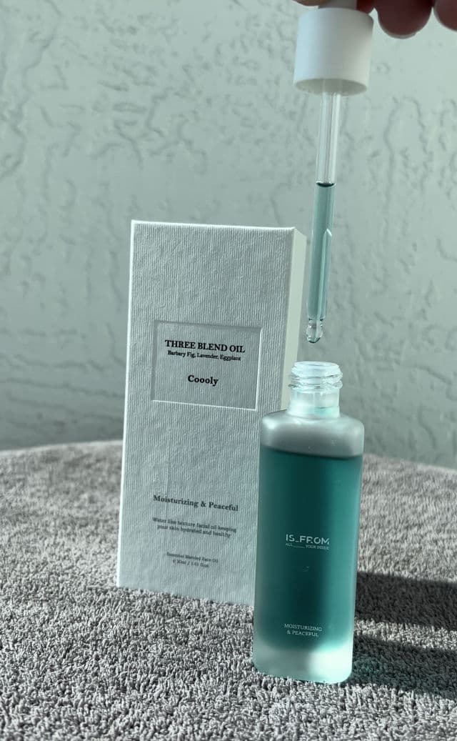 isfrom Three Blend Oil - Coooly review photo by JenJen305