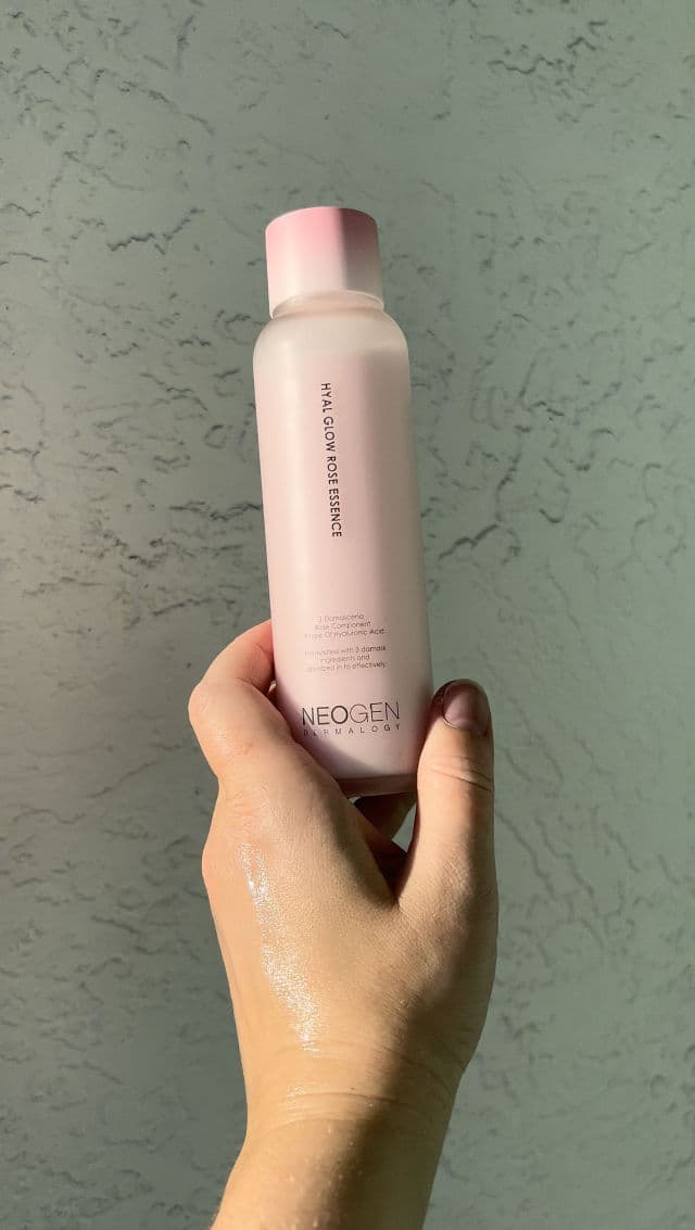 NEOGEN Dermalogy Hyal Glow Rose Essence  review photo by JenJen305