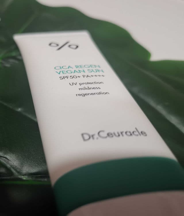 Dr. Ceuracle Cica Regen Anti Dust Sun Gel review photo by Whitepaperboat