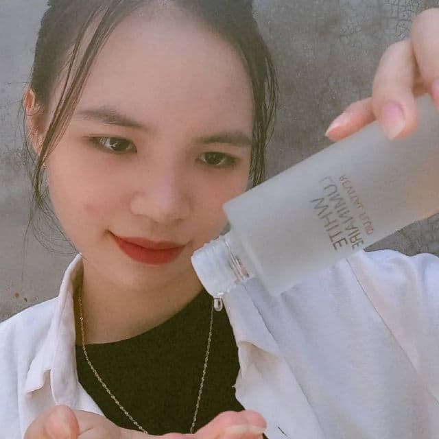 NoTS White Luminaire Revital Fluid review photo by Hanhquyen2211