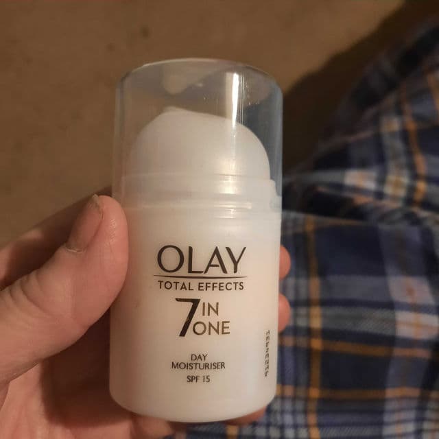 Olay Total Effects 7 in One Day Cream Normal SPF 15 review photo by Heggie63