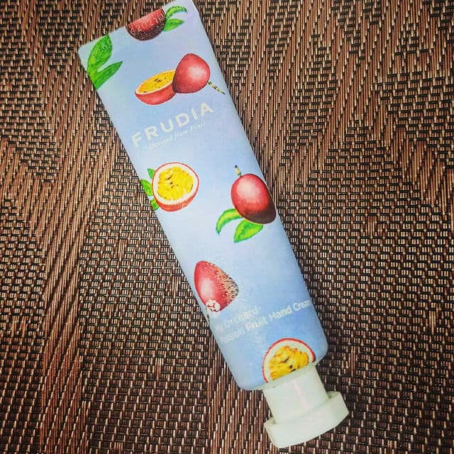 Frudia My Orchard Passion Fruit Hand Cream review photo by huguteranglakwatsera