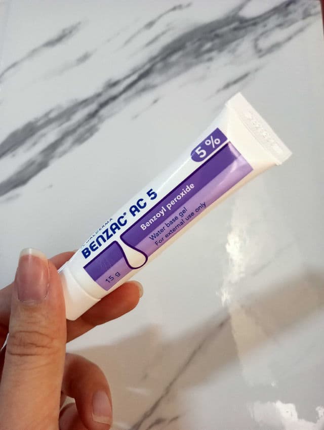 Galderma Benzac Spots Treatment 5% Benzoyl Peroxide review photo by Ozu