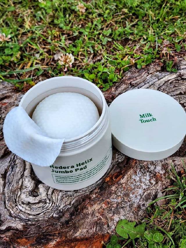 Milk Touch Hedera Helix Jumbo Pad review photo by Researching4Beauty