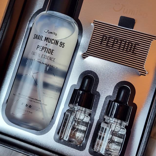 Jumiso Snail Mucin 95 + Peptide Essence review photo by Researching4Beauty