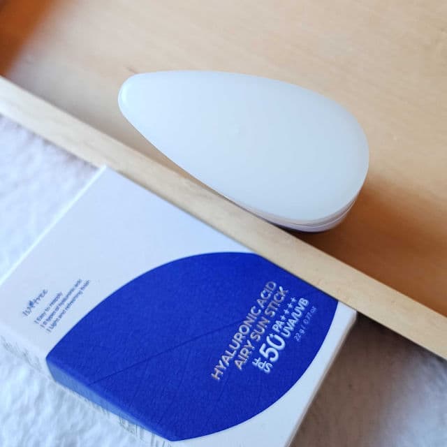 Hyaluronic Acid Airy Sun Stick SPF 50 PA++++ product review