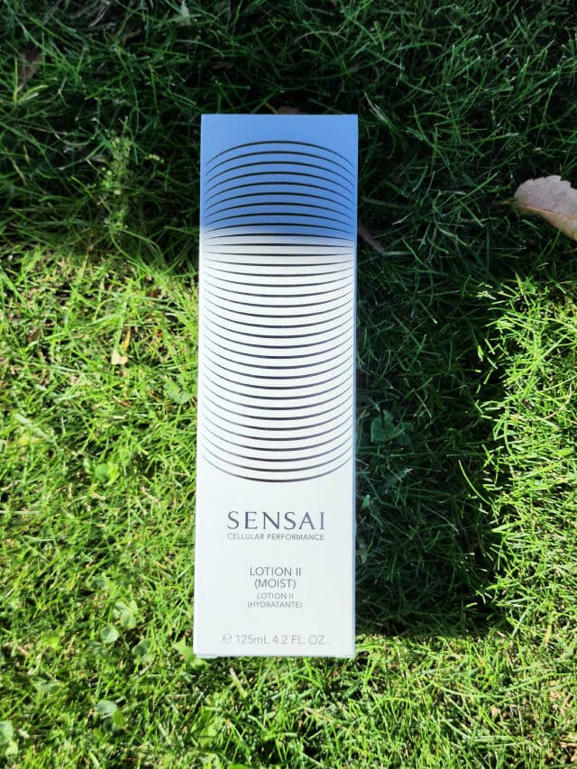 Sensai Cellular Performance Lotion II (Moist) review photo by Researching4Beauty
