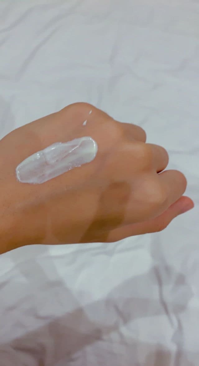 Eucerin Sun Gel-Cream Dry Touch Sensitive Protect SPF 50+ review photo by yf2005